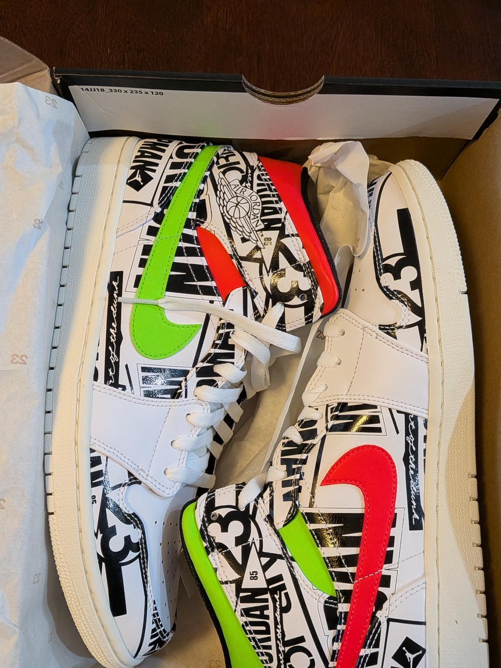 NWT Air Jordan 1 Mid